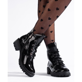 Vinceza women's black lacquered boots 2