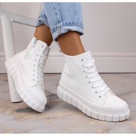 Lace-up platform boots Big Star W INT1920A white 1