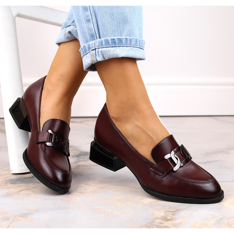 Vinceza 58162 burgundy flat shoes with a chain red 1