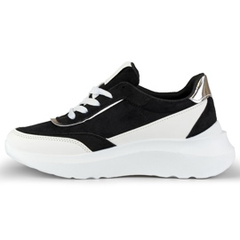 Black sports shoes with a white sole 5