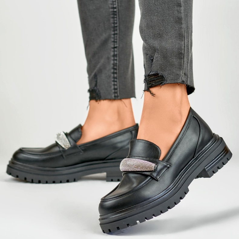 Black brogues with zircons 1