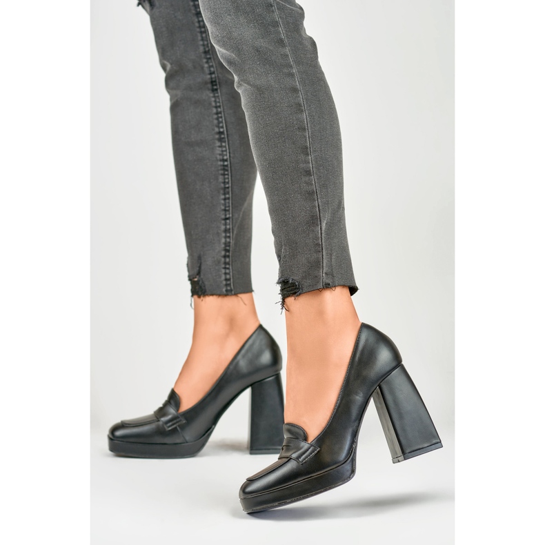 Fashionable loafers on a high, wide post black 1