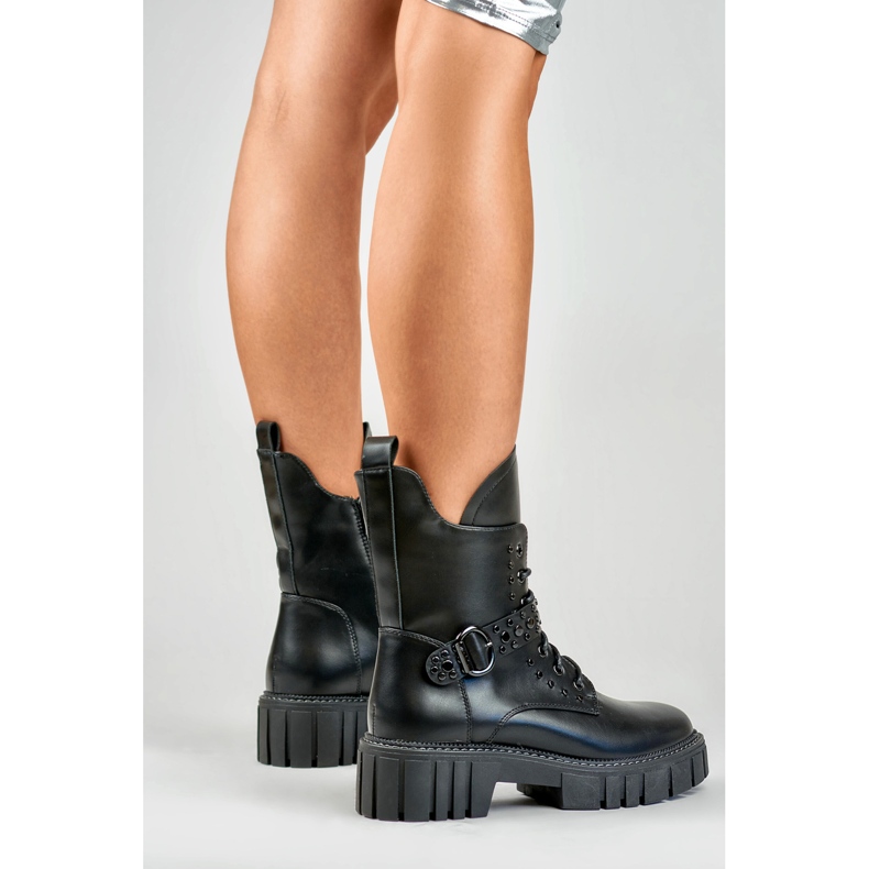 Women's rock boots with a decorative buckle black 2