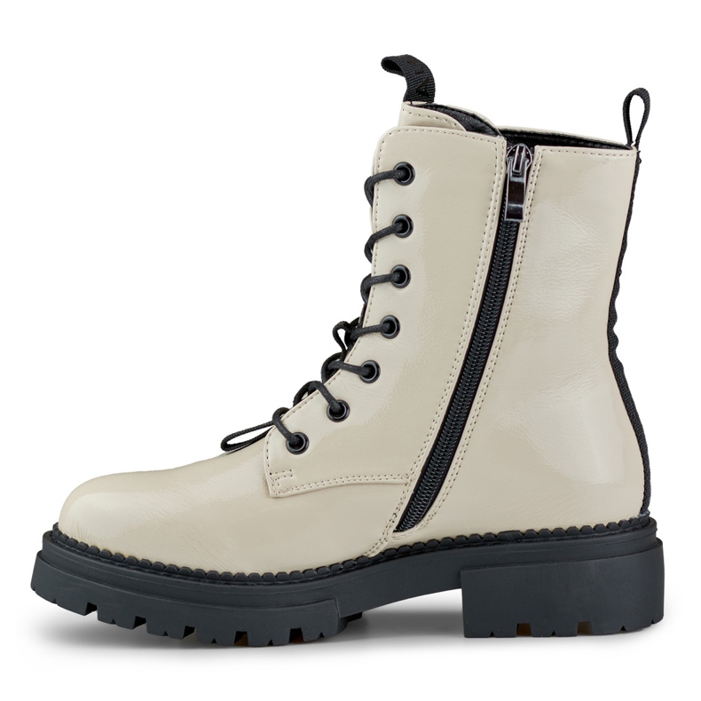 Lacquered beige women's workers from Carole 1