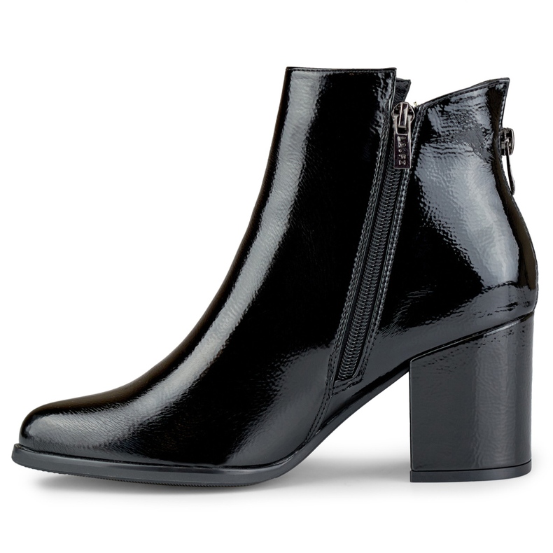 Women's lacquered boots with a cut-out upper from Charlotte black 1