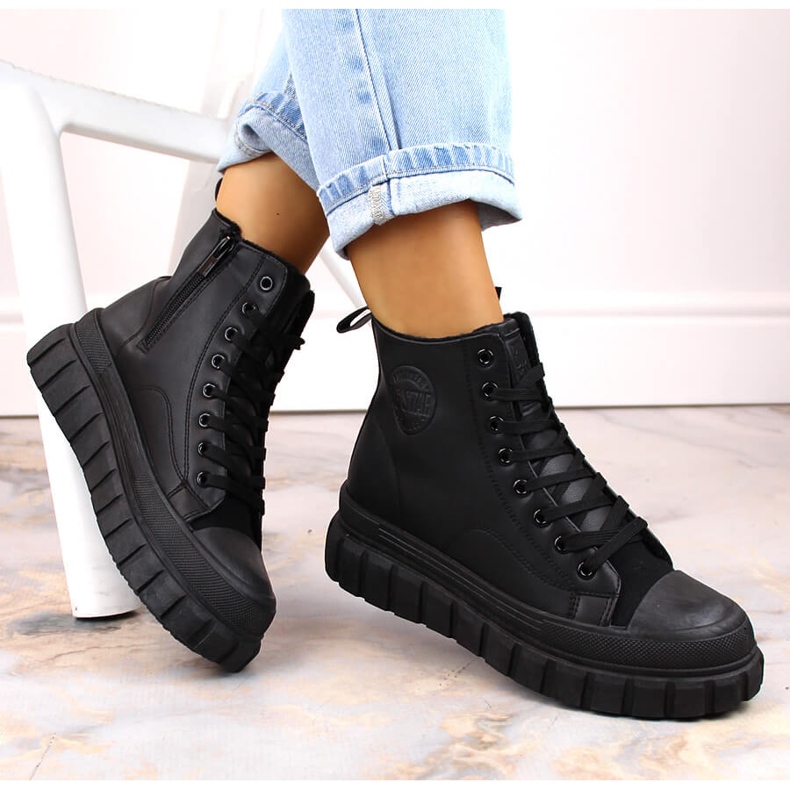 Big Star MM274625 insulated boots on the platform with laces and zippers black 1