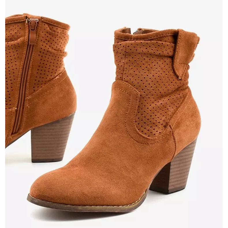 BM Brown suede ankle boots on the Delalise post 1
