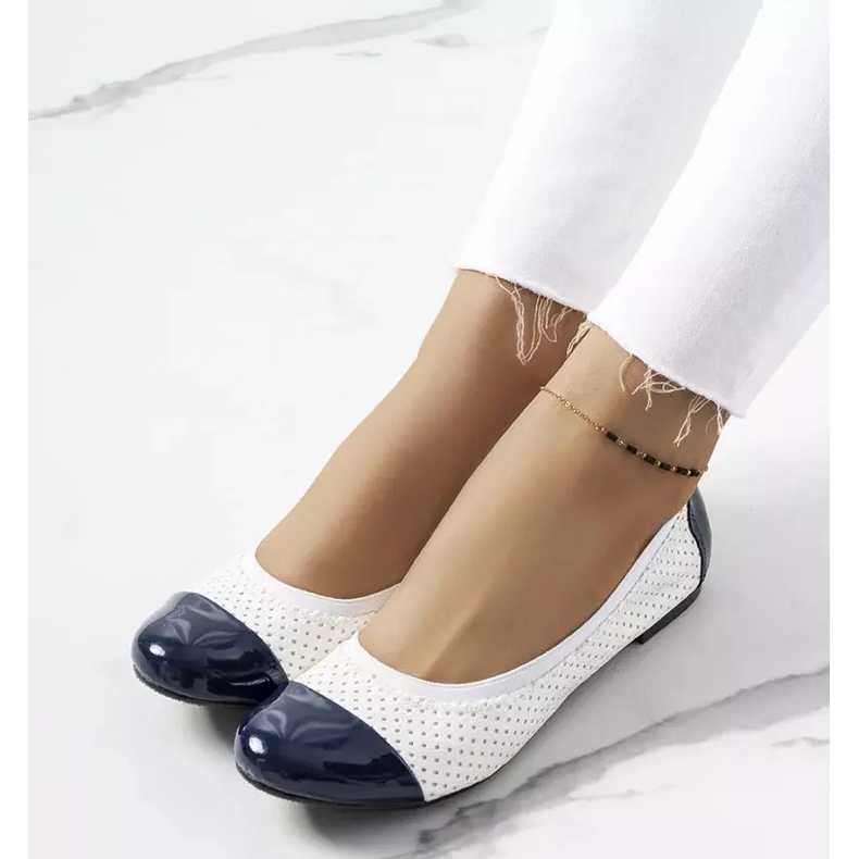 Rinne's white openwork ballerinas navy blue 1