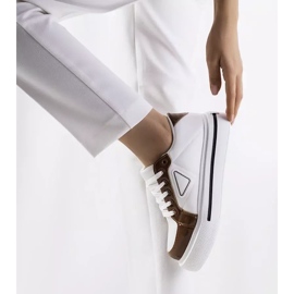 White sneakers with a thick Scrabster sole brown 2