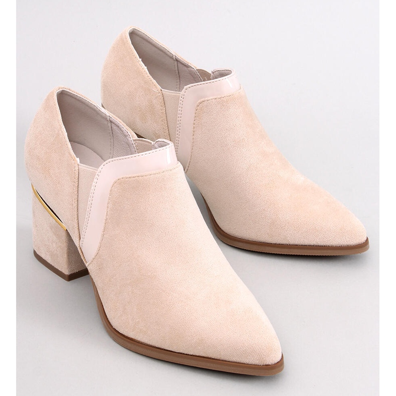 Dorish Beige high-heeled shoes 1