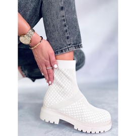 Sock boots with a Rueda Beige pattern 1