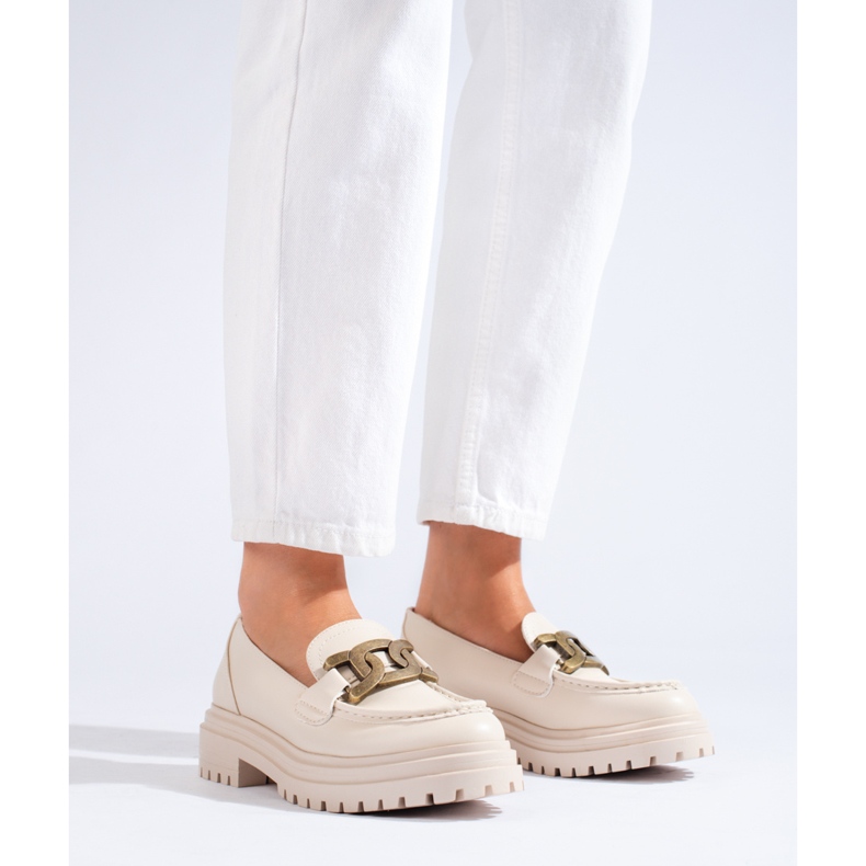 Beige women's moccasins on a thick Shelovet platform 2