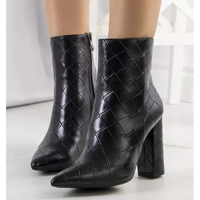 BM Black boots from Wahis 1