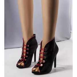 BM Black pumps with uppers from Nilsi 1