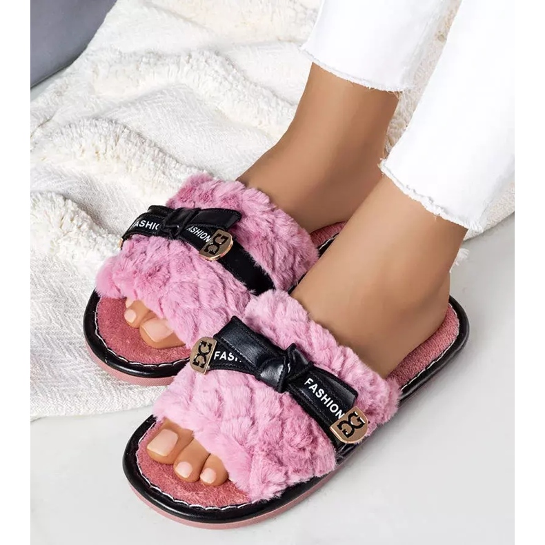 BM Pink slippers with a bow from Peter 2