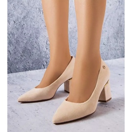 PA1 Beige elegant pumps from Guérette 1