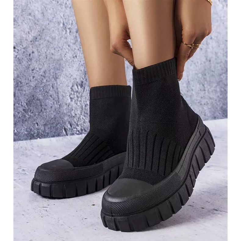 Black sock sneakers from Searlait 2