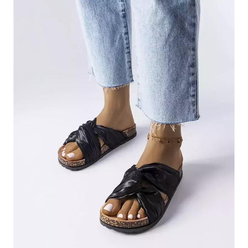 BM Black slides decorated with Fresne material 1