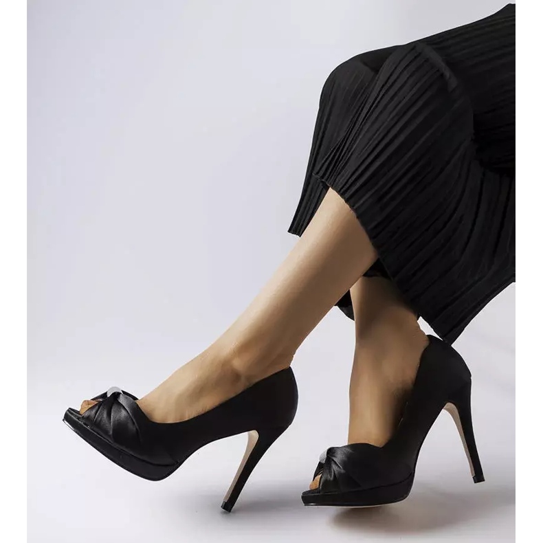 Black peep toe heels from Paré 1