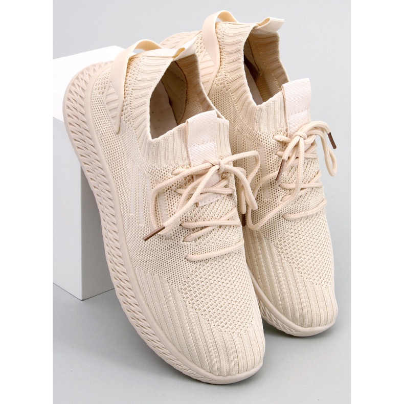 Sigart Beis sock sports shoes beige 1