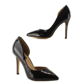 Asymmetrical pumps U383 black 1