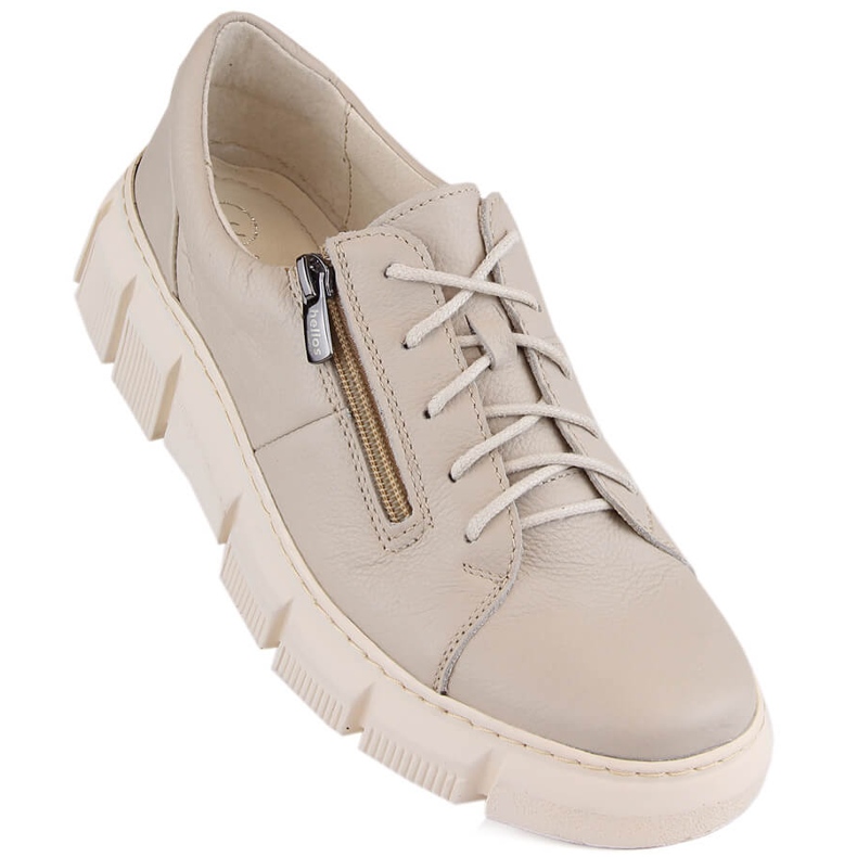 Comfortable women's leather shoes on the ecru platform Helios 413.10 beige 1