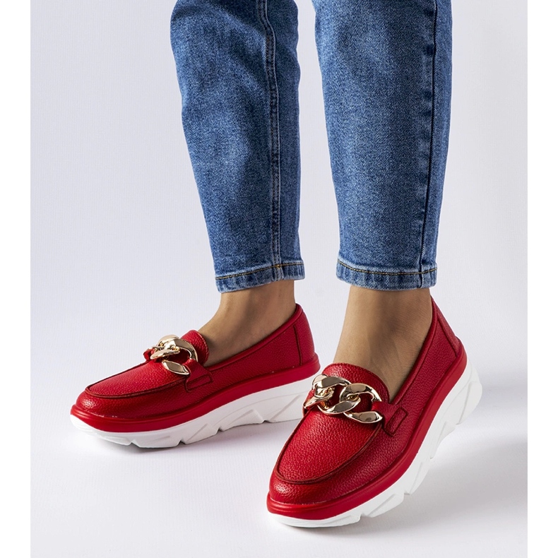 Red moccasins with a Vinceza chain 1