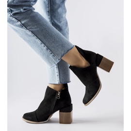 Black ankle boots with a Marinella cutout 1