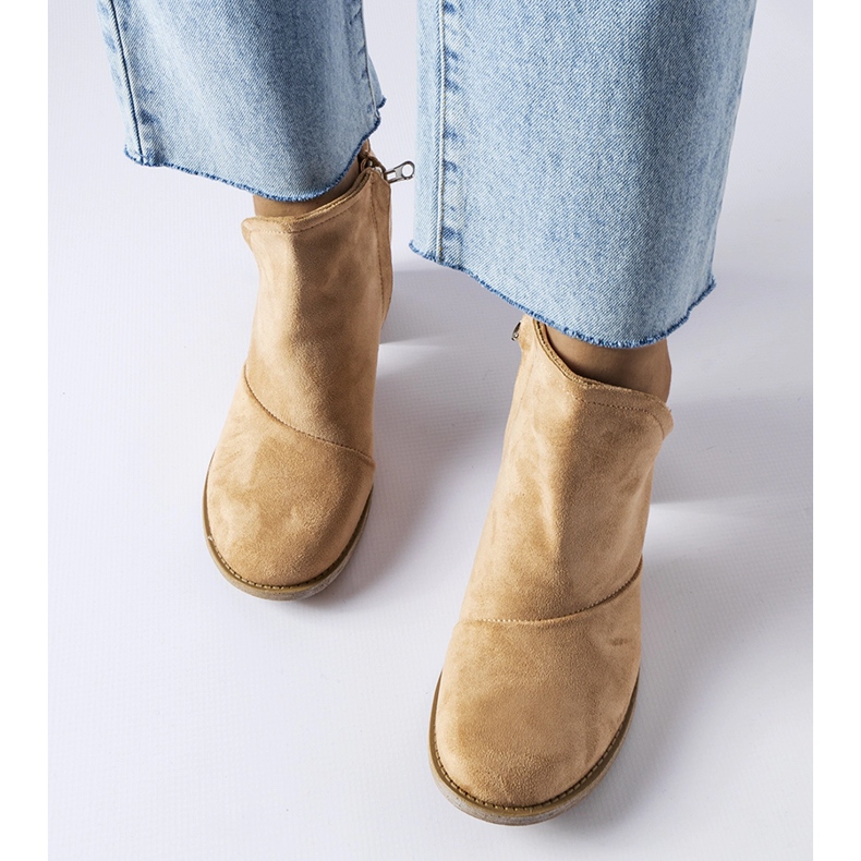 Beige ankle boots with a Marinella cutout 1
