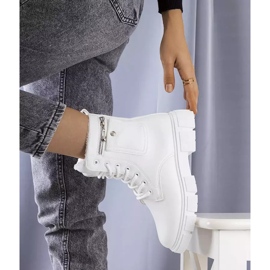 PA1 Foris white women's boots 2