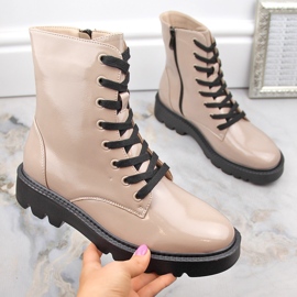 Women's patent leather insulated boots, beige, Vinceza 58153 1