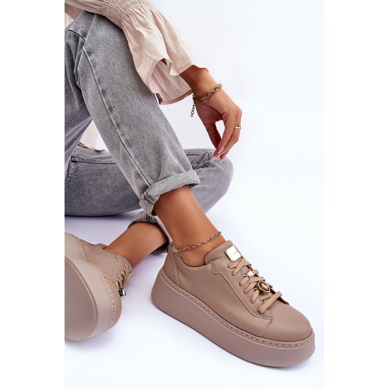 Leather Sports Shoes on the Platform Maciejka 06191-04 Beige 1
