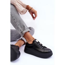 Leather Sports Shoes on the Platform Maciejka 06191-01 Black 1