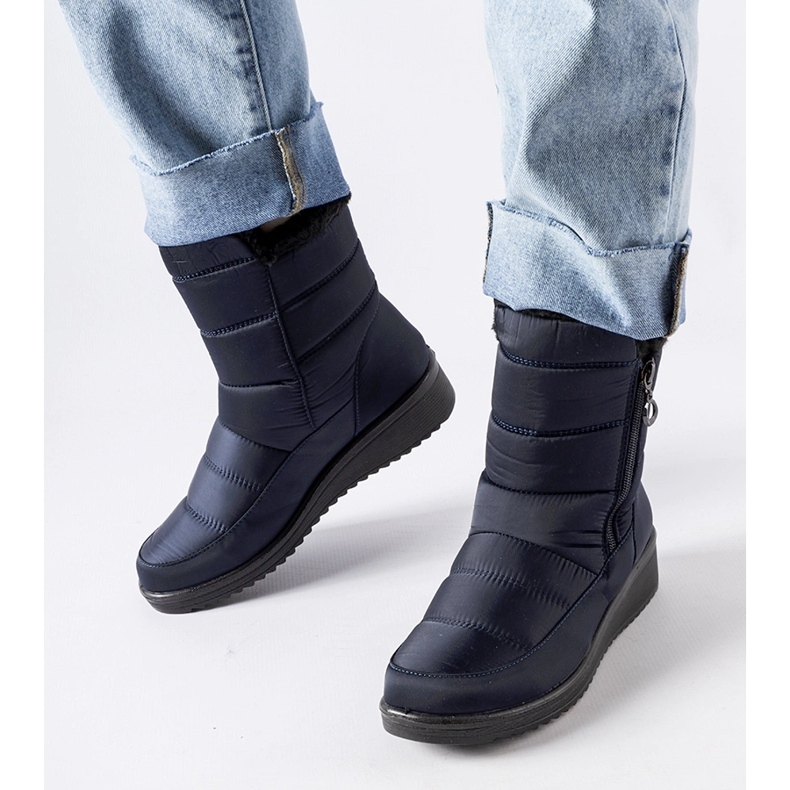 Navy blue snow boots with a low Mount wedge 2 Navy blue snow boots with a low Mount wedge 2