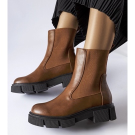 Brown high-top slip-on Chelsea boots from Marausa 1