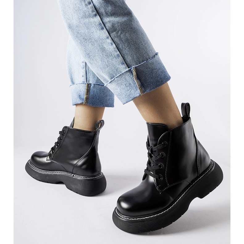 Inna Black workers' boots on a thick Sacco platform 1