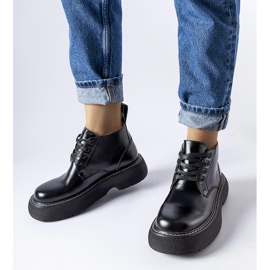 Black short classic Aristide workers 1