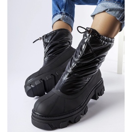 Black snow boots with Cendrillon cuff 1