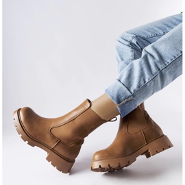 Brown high slip-on Chelsea boots from Verones 1