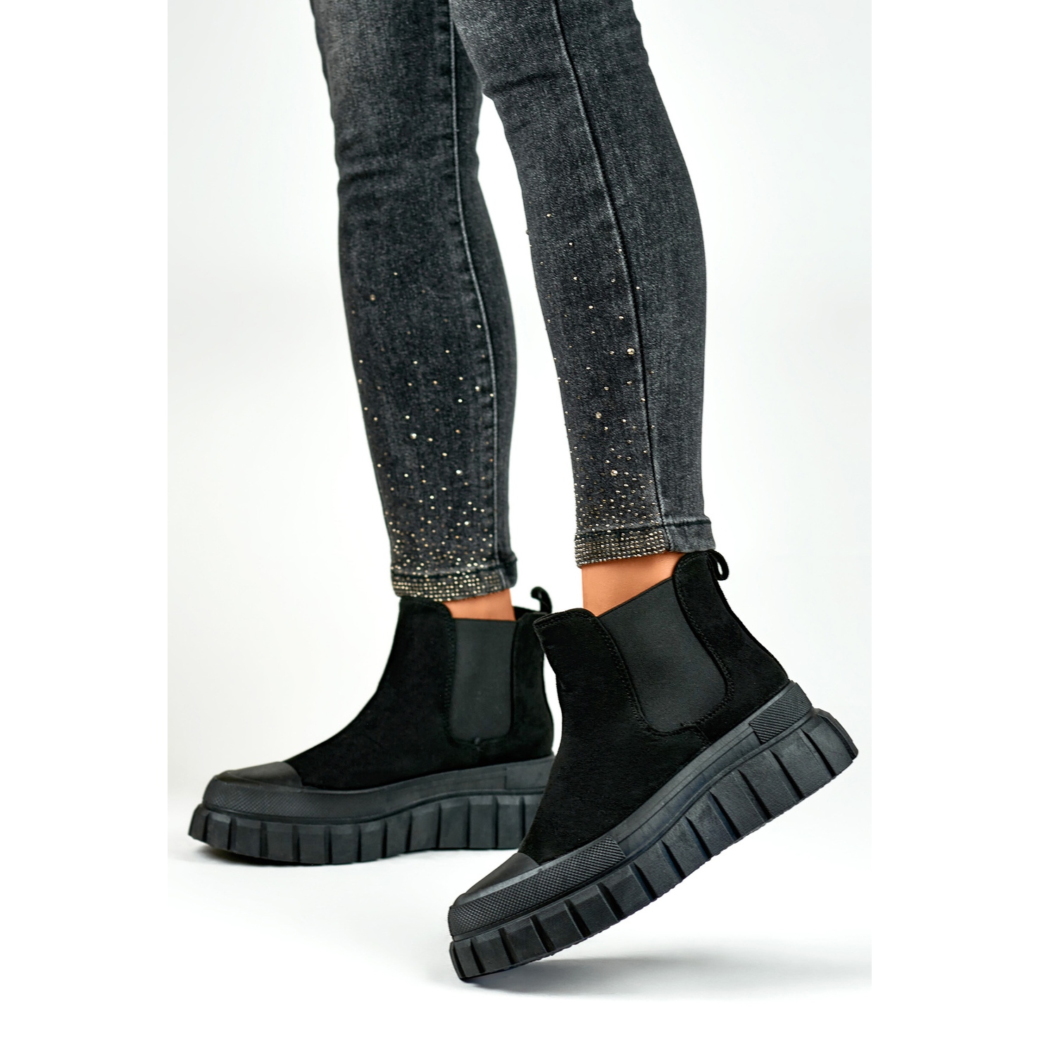 Black sporty women s Chelsea boots KeeShoes