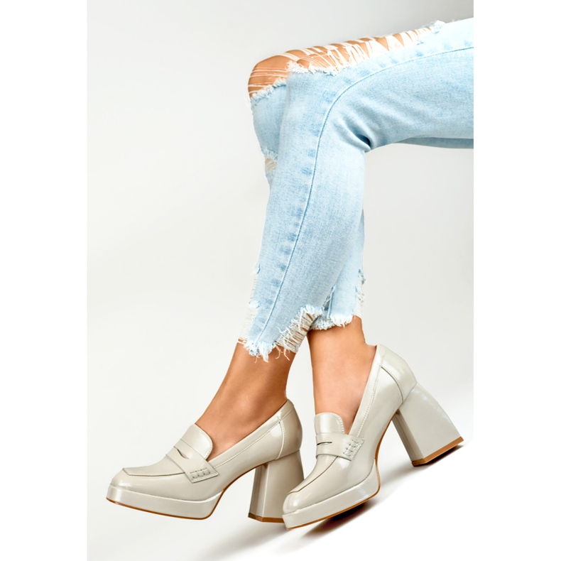 Ladies' patent-leather shoes with high heels beige 2