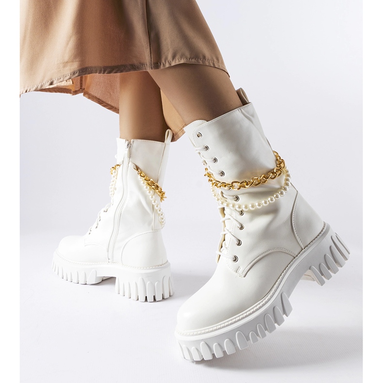 White boots with pearls and a Mira chain 2