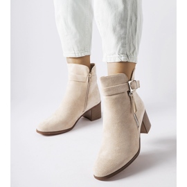 Beige low-heeled ankle boots from Bédard 1