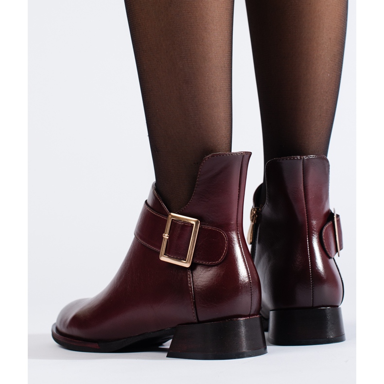 Elegant burgundy ankle boots with a Vinceza buckle red 2