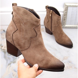 Women's insulated cowboy boots brown Potocki SZ12186 1