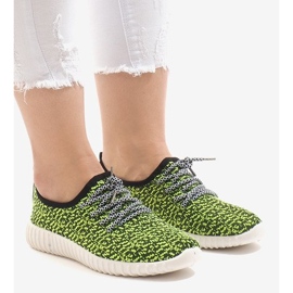 Green MH-17 sports shoes 1