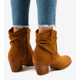 Camel suede ankle boots on the SA-3339 post brown 3