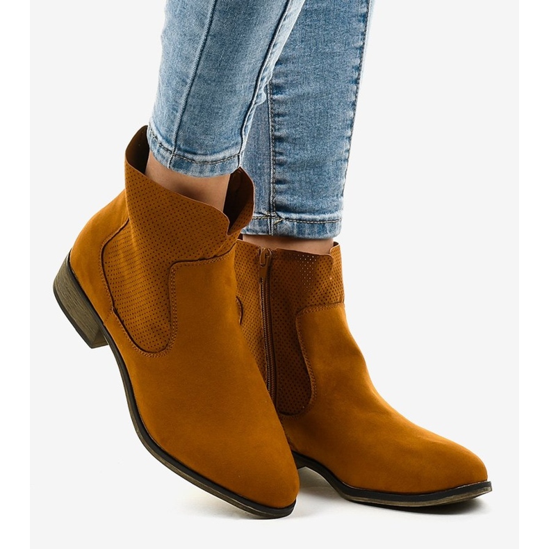 22M brown cowboy boots 1