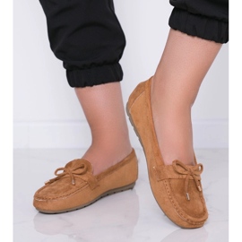 Brown loafers with a Deonte bow 1
