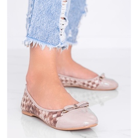Beige ballerinas with a braided Broadway pattern 1